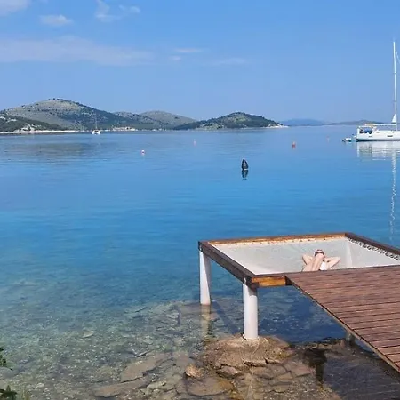 House Sofia - & Tavern Bain, Free Transport, Pool, Island Of Zut - Kornati Ferienhaus *