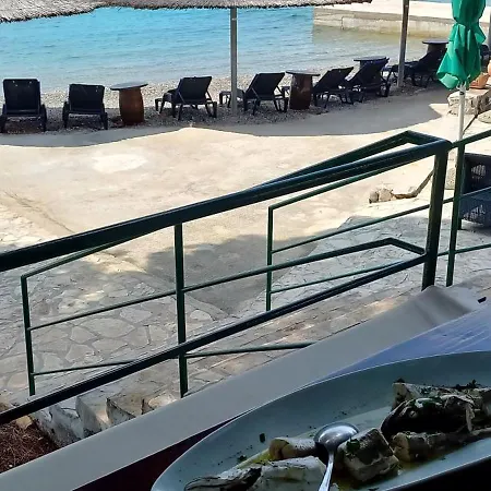 House Sofia - & Tavern Bain, Free Transport, Pool, Island Of Zut - Kornati Ferienhaus